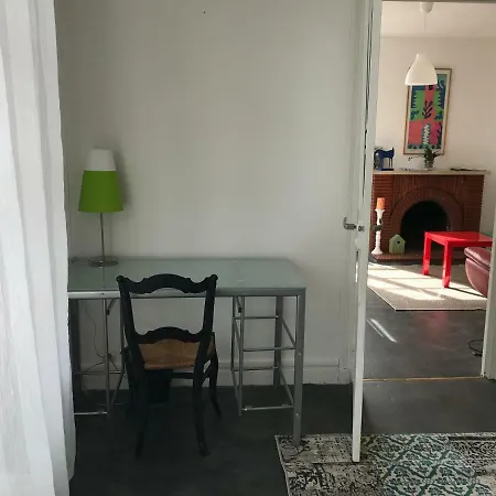 Les Acanthes 2ch Centre Apartment